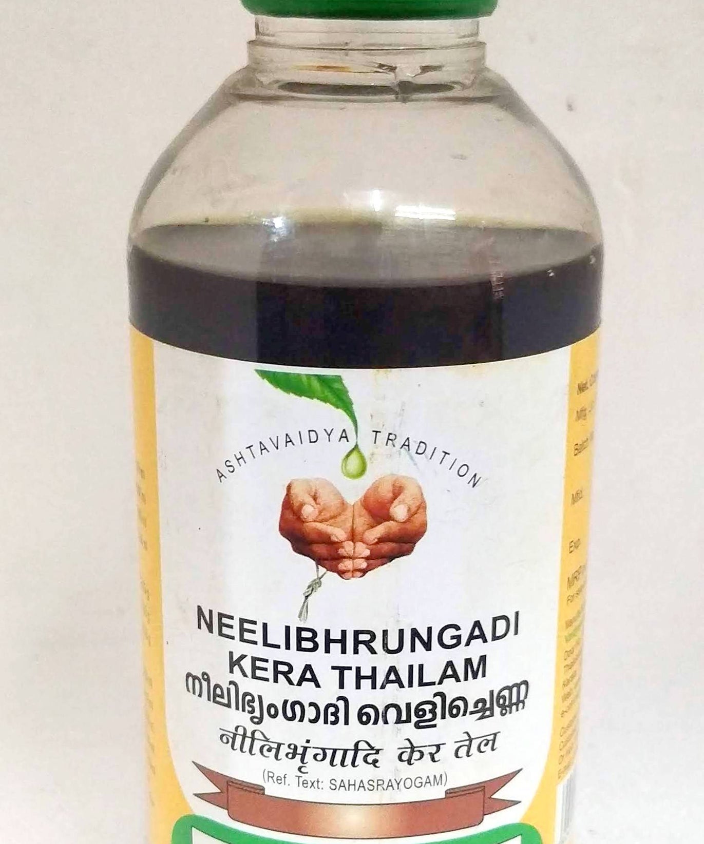 Vaidyaratnam Neelibhringadi Kera Thailam 200ml -  Vaidyaratnam - Medizzo.com