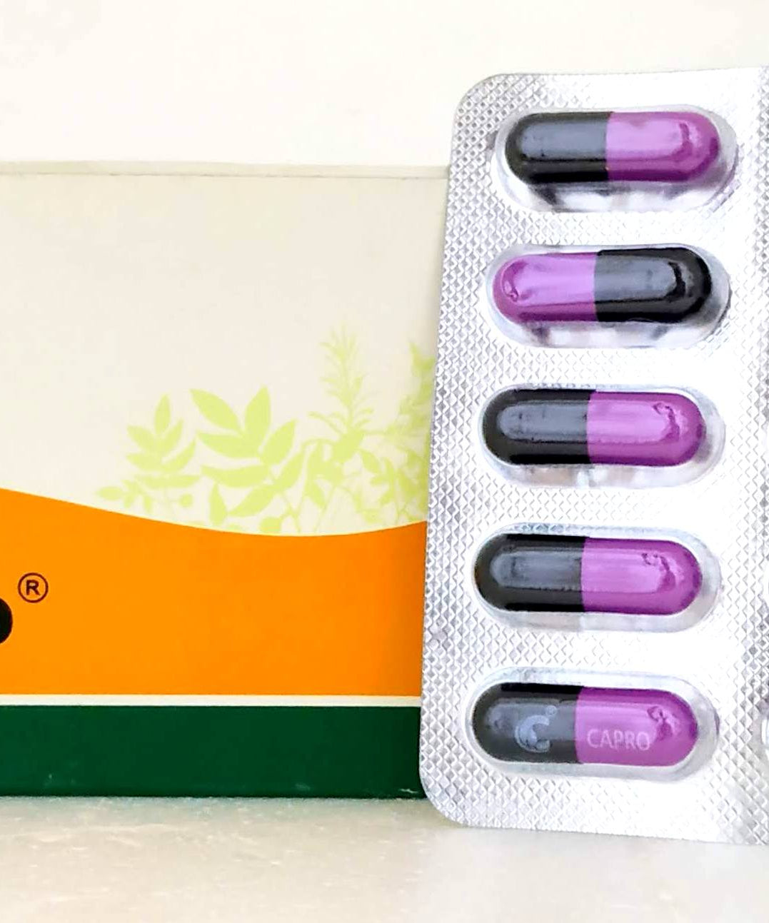Opcap Capsules - 10Capsules -  Capro - Medizzo.com