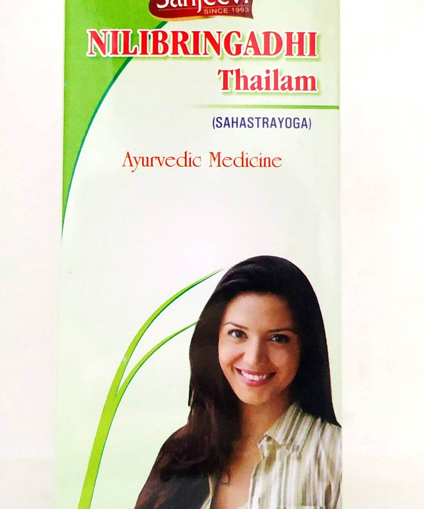 Neelibringadhi Thailam 100ml -  Sanjeevi - Medizzo.com